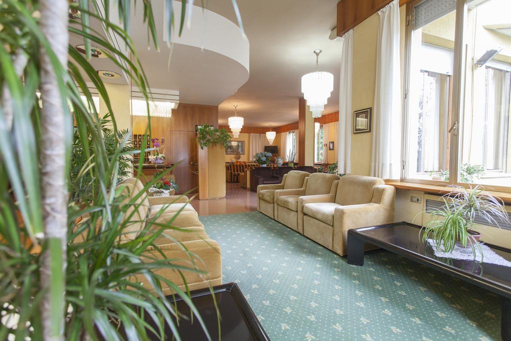 Hotel Rossini Tabiano Terme Εξωτερικό φωτογραφία