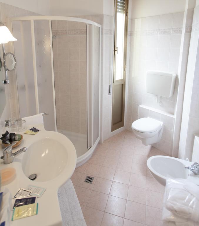 Hotel Rossini Tabiano Terme Εξωτερικό φωτογραφία